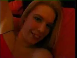 Busty mom lehrt reif ...