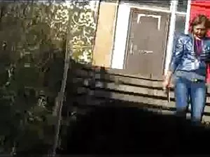 Mann leckt Reife Fra ...